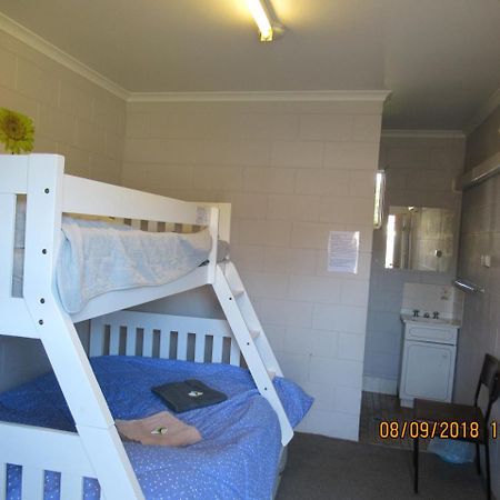 Rankins Springs Motel Esterno foto